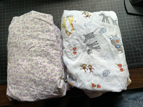 Lot fitted crib or - 2,